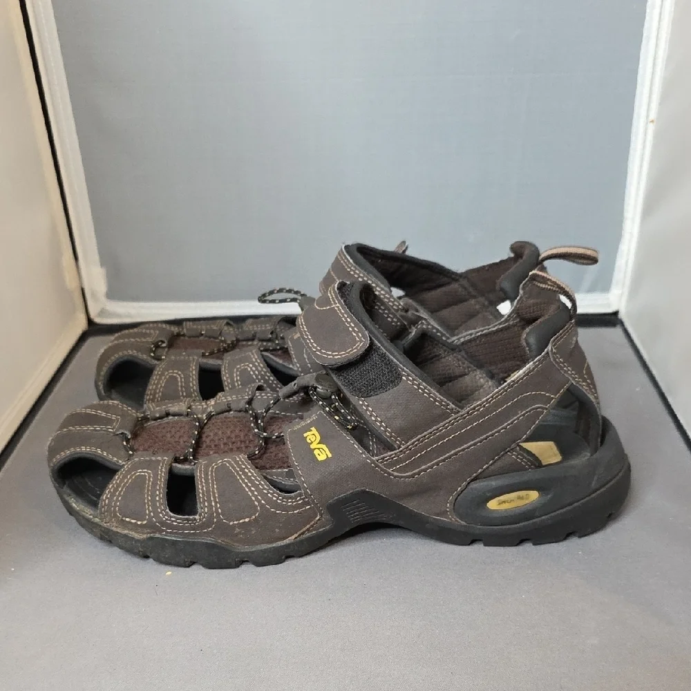 FOREBAY Teva Mens Brown and Black Sandals Size 10